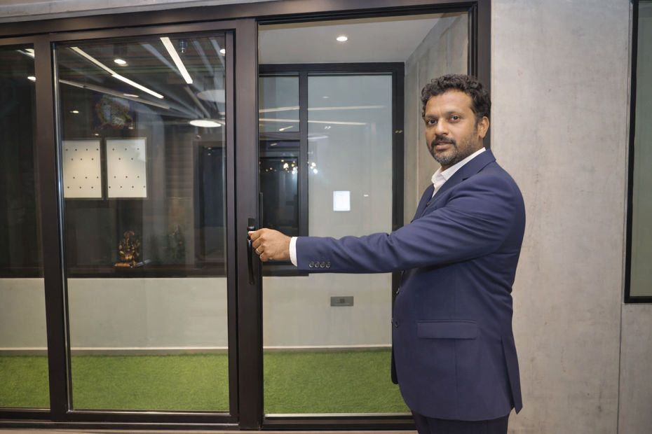 Designing Flexible Spaces with Modern Sliding Partition Concepts